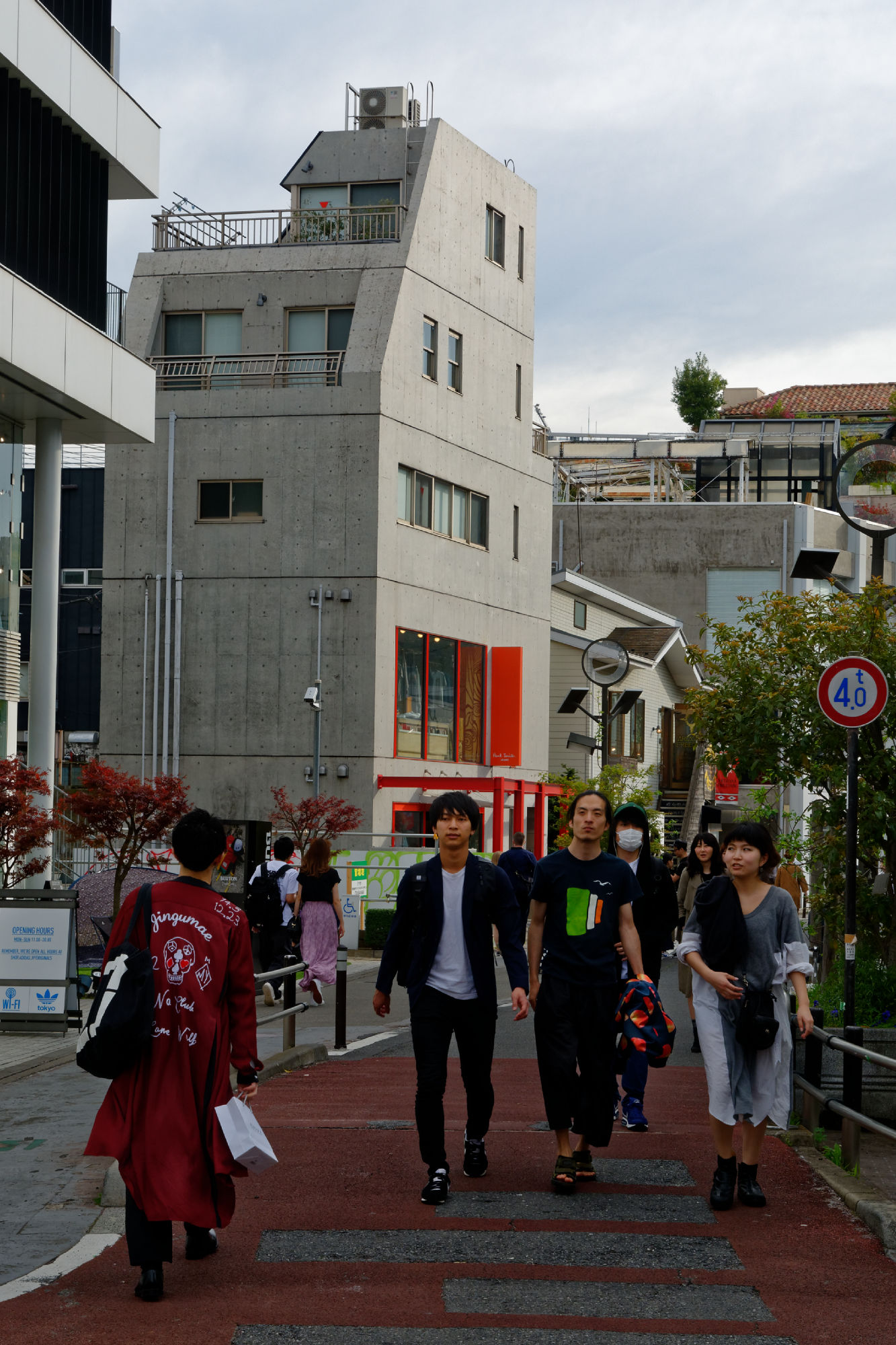 2017-04-18 16-10-05 Tokio