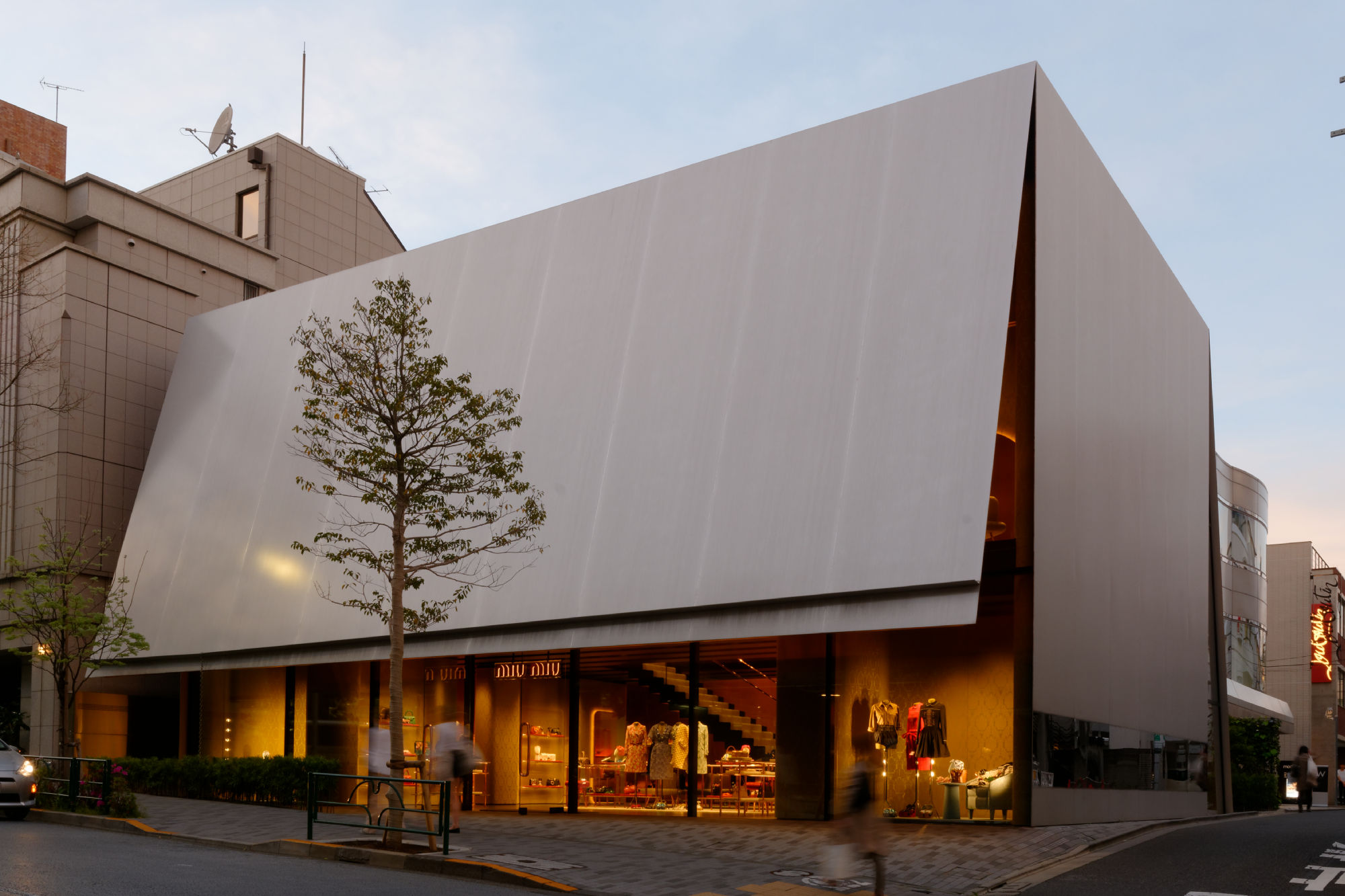 2017-04-18 18-16-25 Tokio